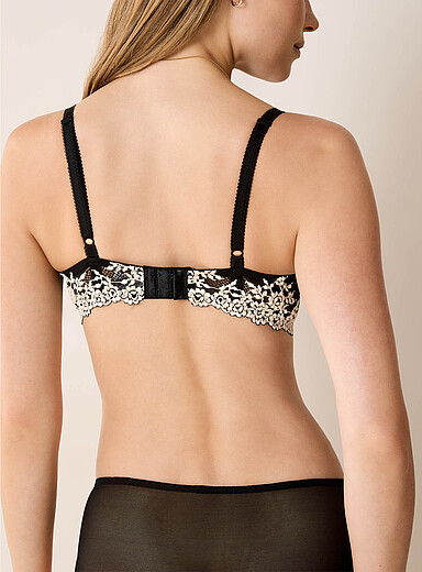 Lace and embroidered flowers plunge bra product image 4