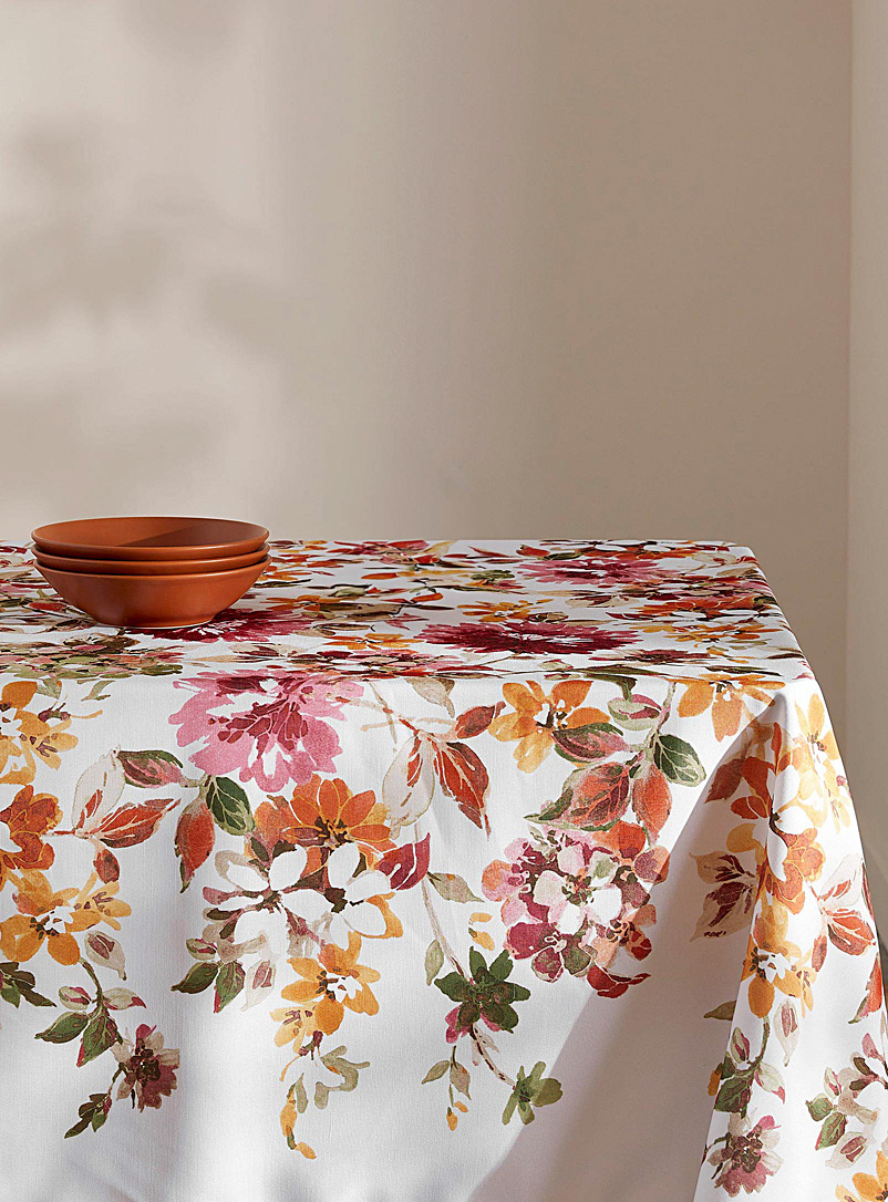 Simons Maison Patterned White Colourful flowers tablecloth