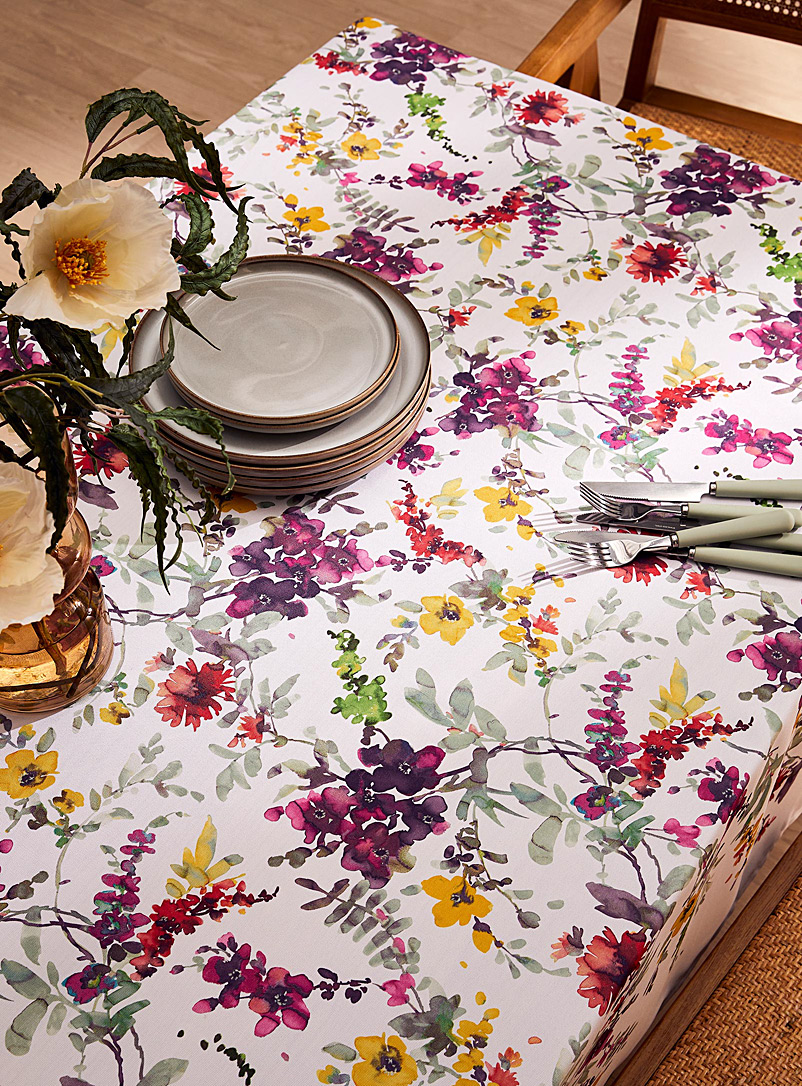Simons Maison: La nappe enduite Cascade florale Blanc à motifs