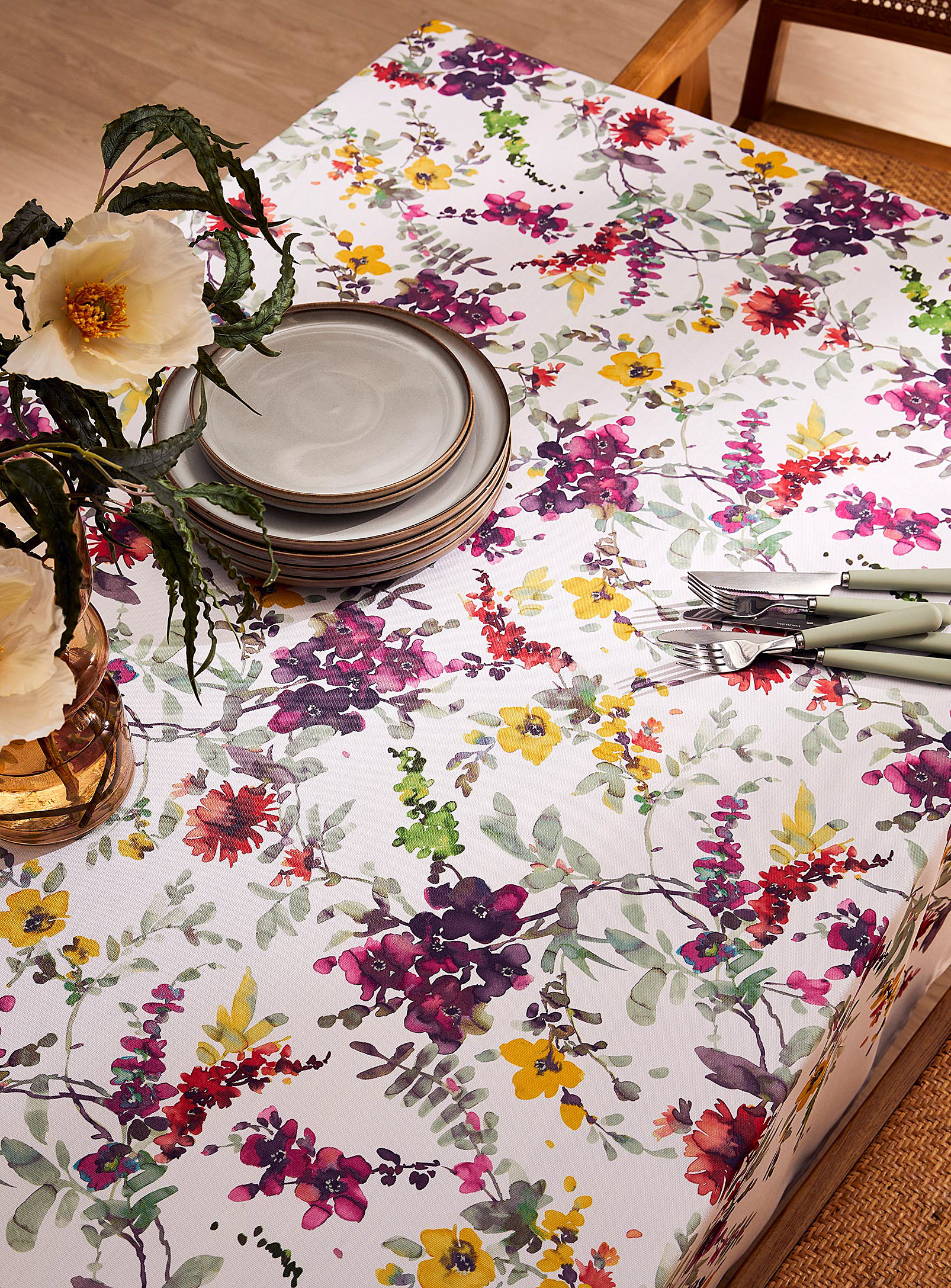Simons Maison - Floral cascade coated tablecloth