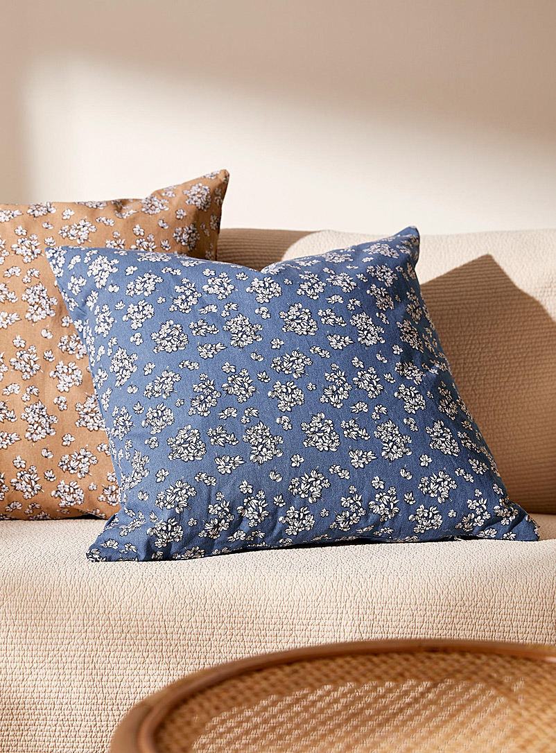 Simons Maison Blue Small flowers cushion 50 x 50 cm