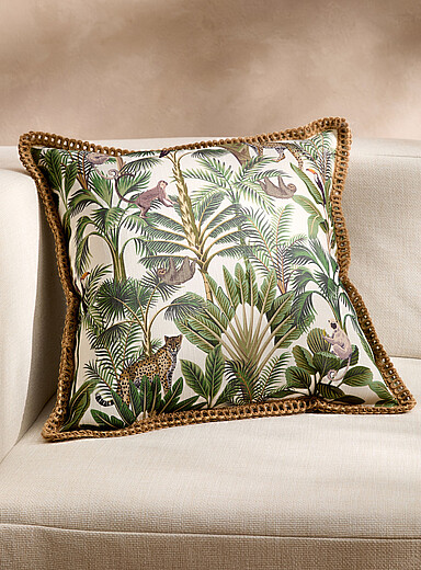 Jungle print removable-cover outdoor cushion 50 x 50 cm