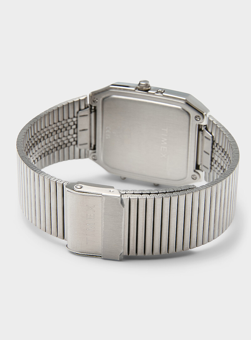 Q-Timex® 1982 watch product image 2