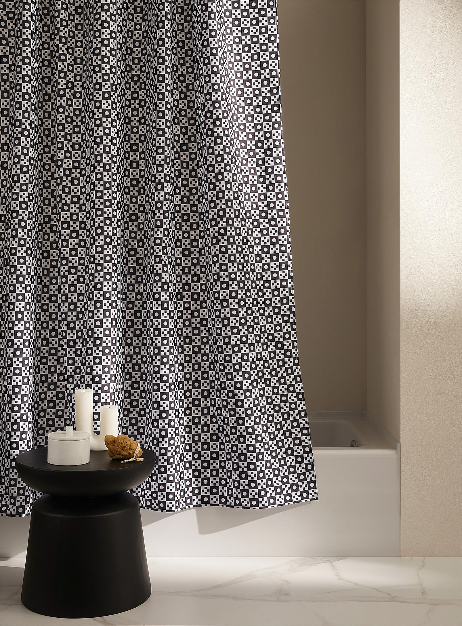 Simons Maison Geometric Pattern Recycled Polyester Shower Curtain In Black And White
