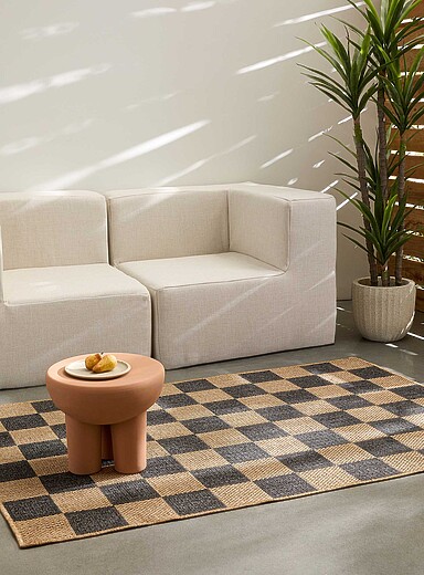 Le tapis d'ext&eacute;rieur damier deux tons 120 x 180 cm <b>Collection exclusive Vivre dehors</b>
