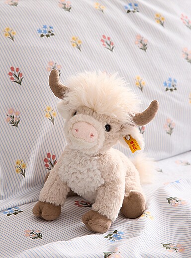 Harper Highland cow plush toy