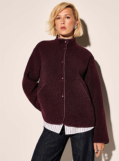Polar fleece lining push-button fleece jacket