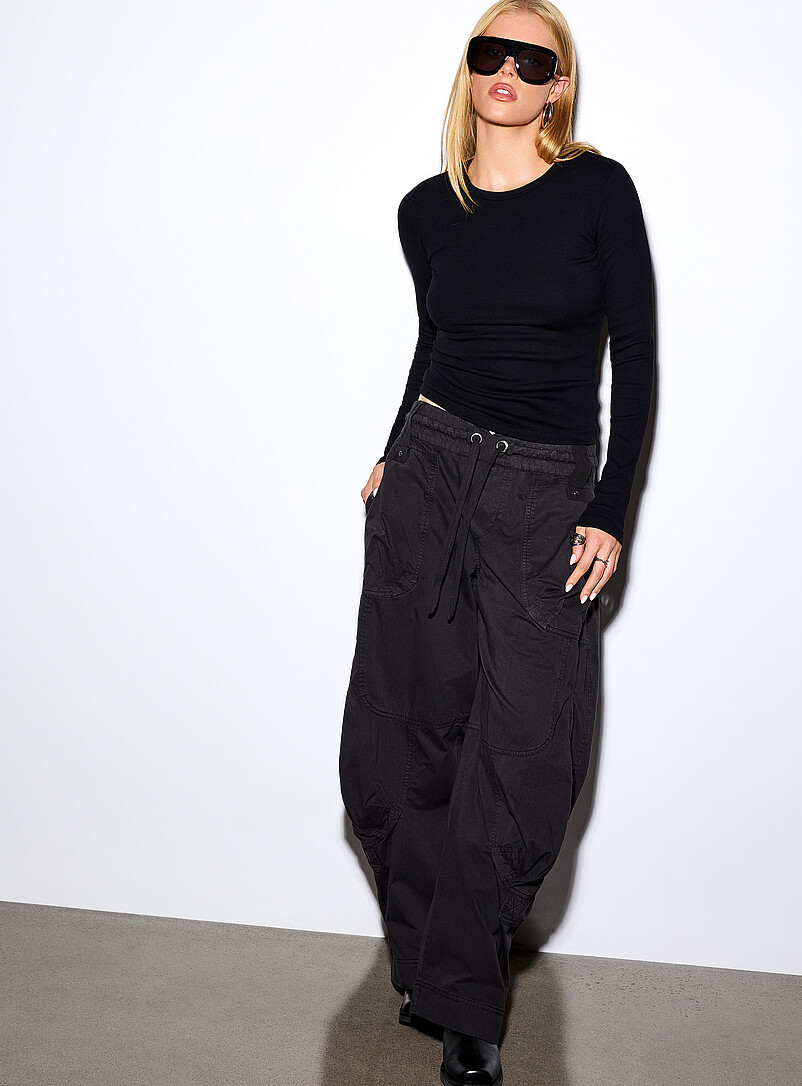 Fitted ribbed long-sleeve T-shirt product image 2
