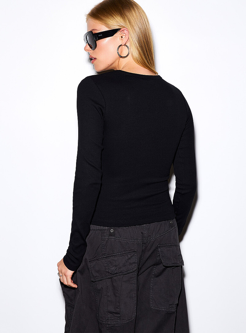 Fitted ribbed long-sleeve T-shirt product image 3