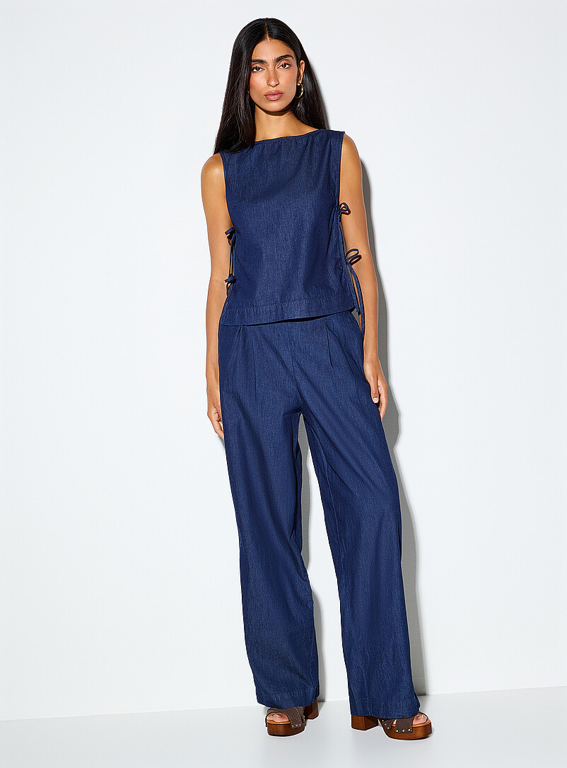 Double-Pleated Lightweight Denim Jean