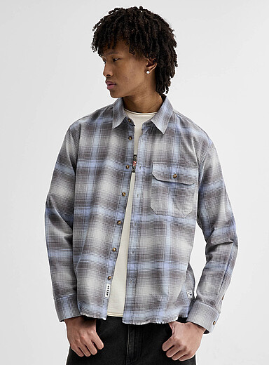 La chemise &agrave; carreaux bord effiloch&eacute;