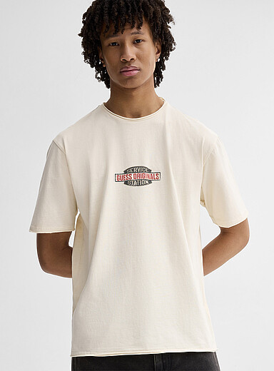 Guess: Le t-shirt logo station service Sable pour homme
