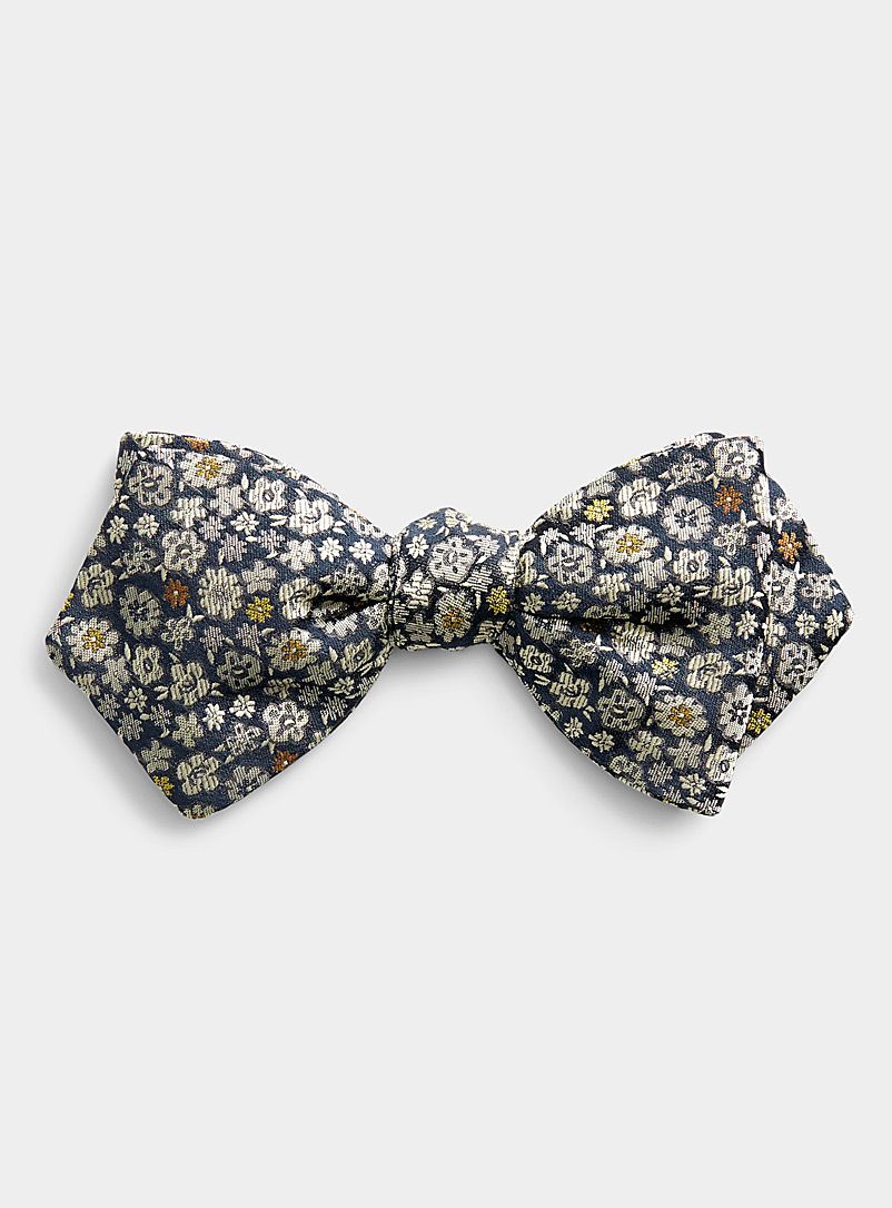 Le 31 Silver Frosty flower bow tie for men