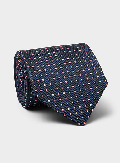 Retro mini-square tie