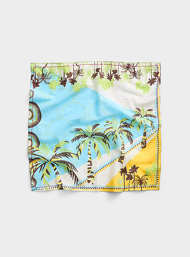 Yona square scarf