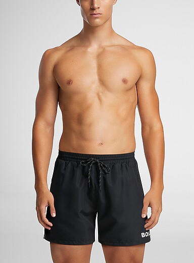 Le maillot short lis&eacute;r&eacute; contraste
