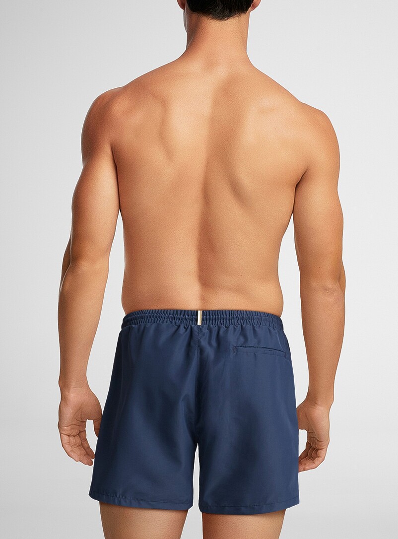 BOSS: Le maillot short lis&eacute;r&eacute; contraste Bleu marine - Bleu nuit pour homme