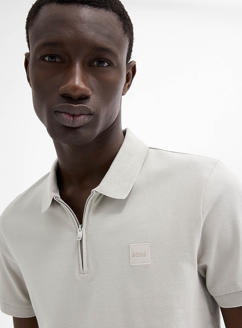 BOSS: Le polo col zipp&eacute; &eacute;cusson logo Ivoire - Beige cr&egrave;me pour homme