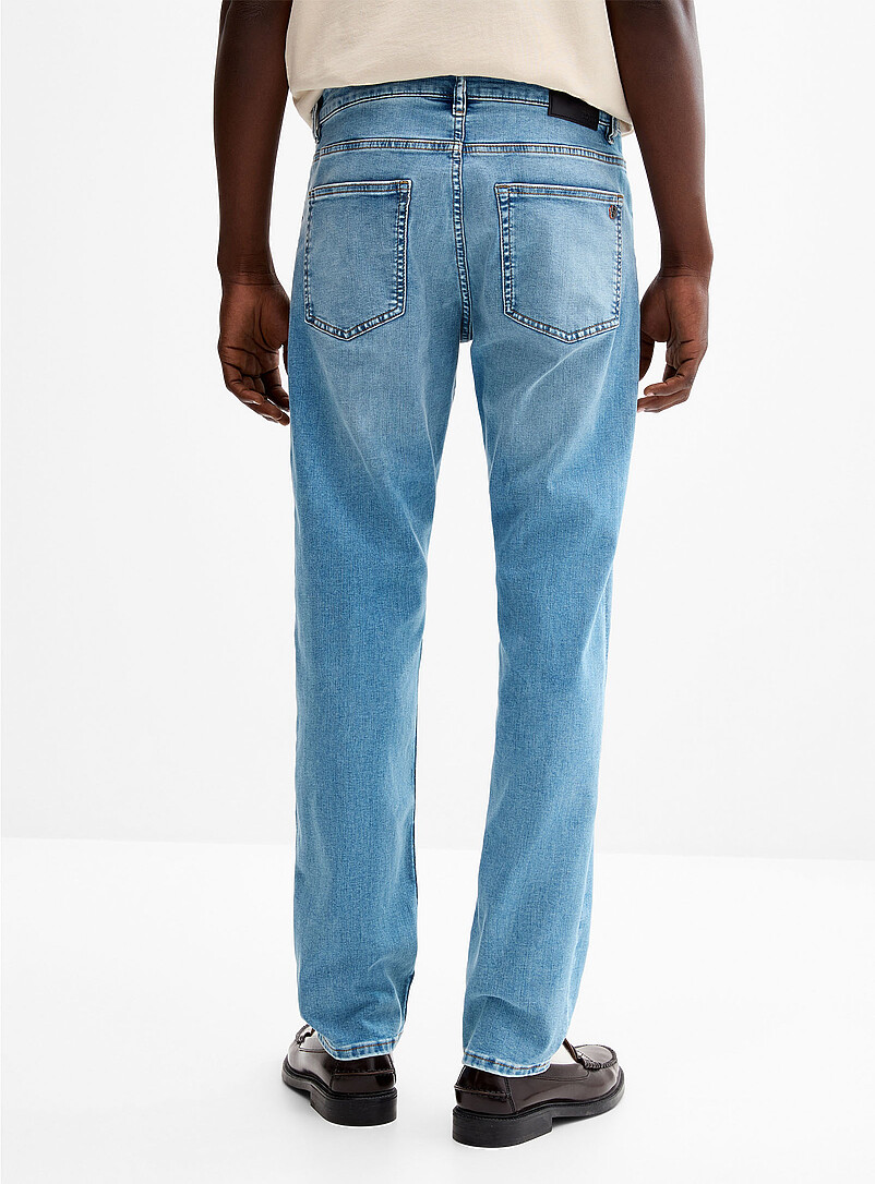BOSS Blue Delaware light-blue jean <b>Slim fit</b> for men