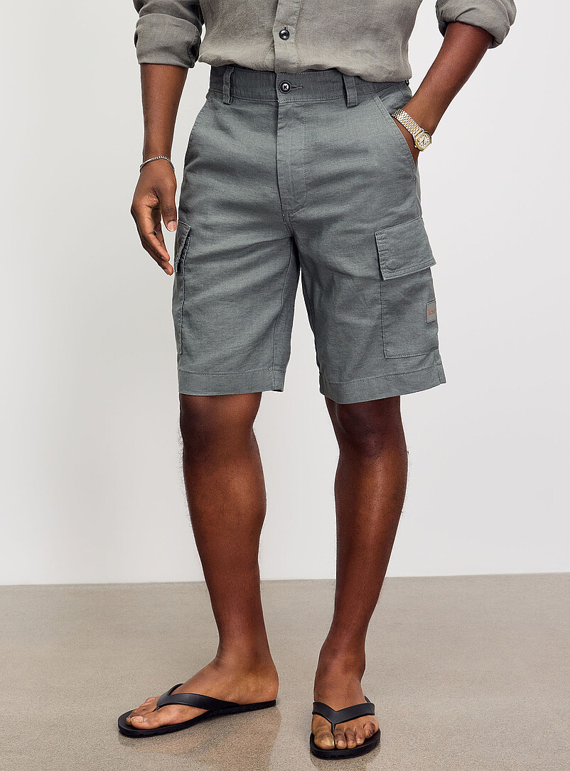 BOSS: Le bermuda cargo lin Vert pour homme