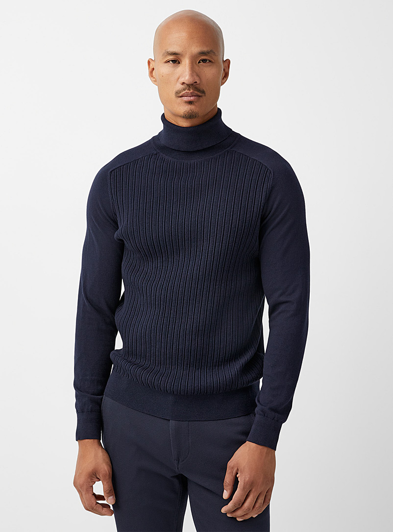 Men's Turtleneck Sweaters | Simons Canada