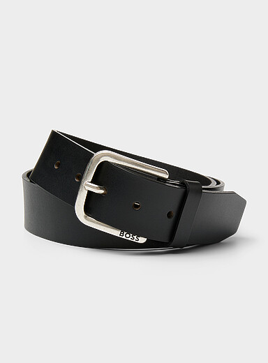 Square-buckle black belt