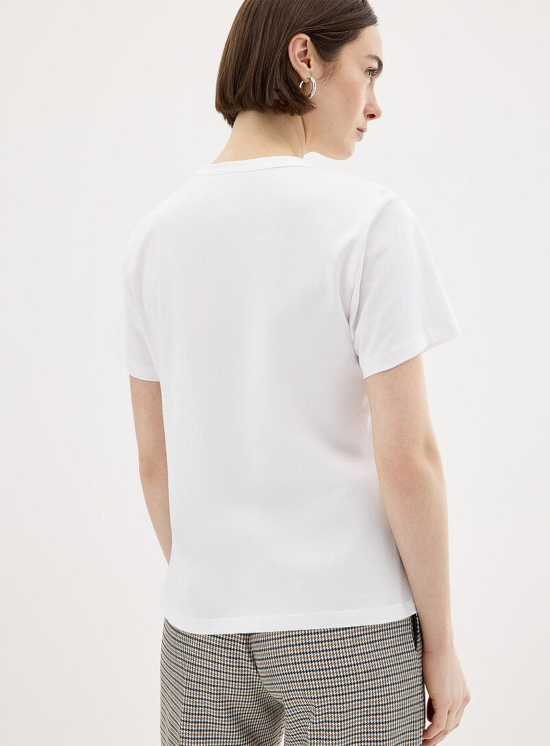 HUGO: Le t-shirt d&eacute;contract&eacute; c&oelig;ur brod&eacute; Blanc pour femme