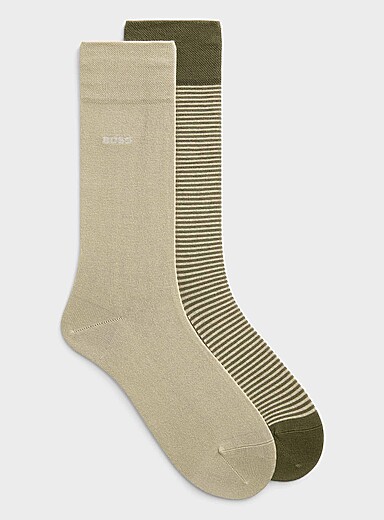 Les chaussettes habill&eacute;es ray&eacute;es Emballage de 2
