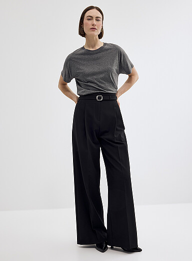 HUGO: Le pantalon ceintur&eacute; &agrave; plis <b>Coupe : jambe large, taille tr&egrave;s haute</b> Noir pour femme