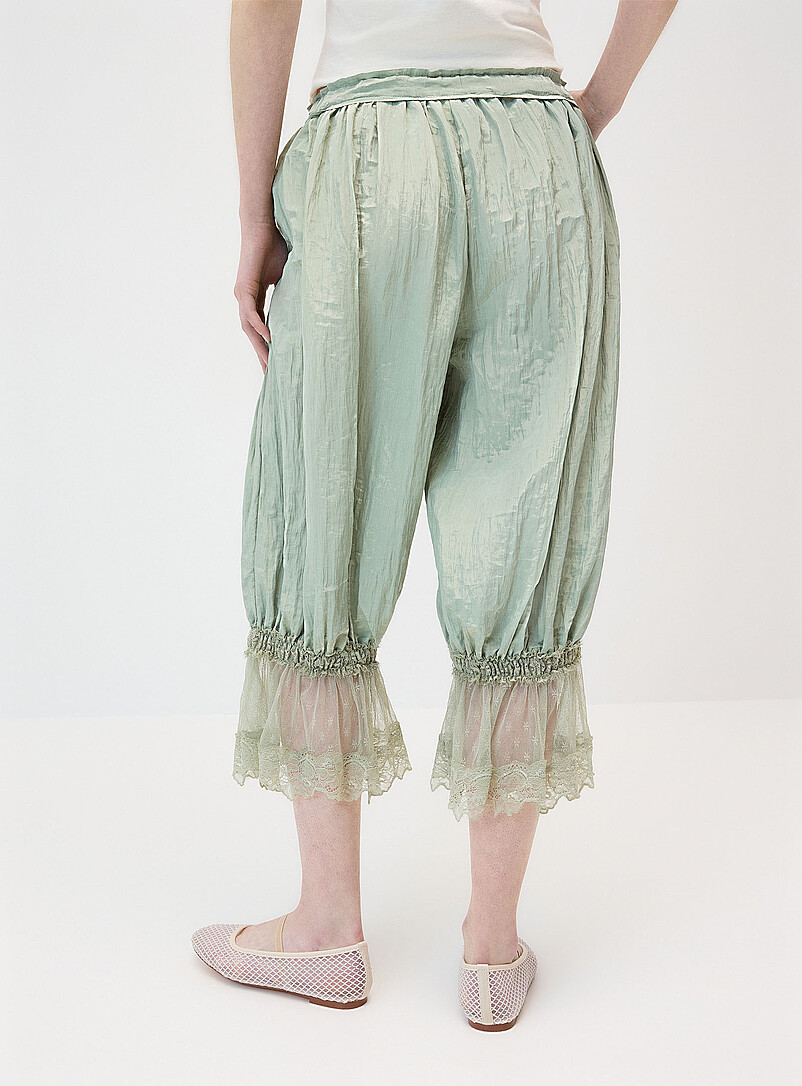 Twik Off White Satiny crinkled-finish bloomer pant for women