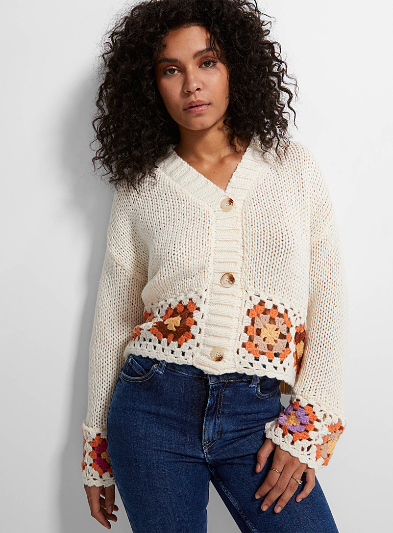 Icône Cream Beige Warm geometric crochet cardigan for women