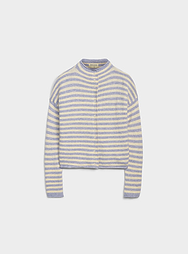 Funnel neck buttoned sweater