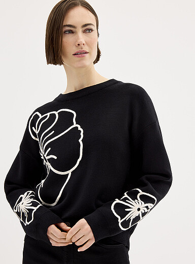 Embossed contrasting flowers thick-knit sweater | Contemporaine