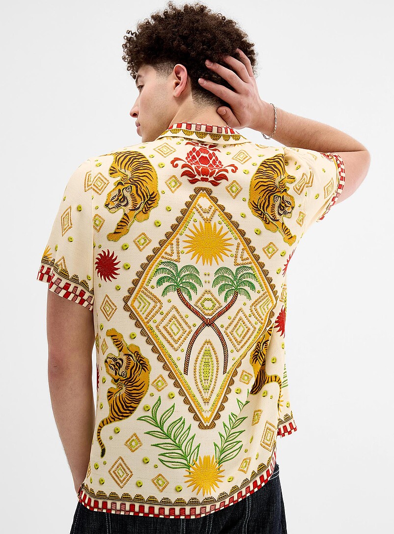 Kuwalla Patterned Black Printed camp shirt for men