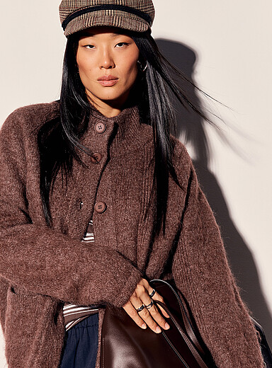Kuwalla: Le cardigan filamenteux poches plaqu&eacute;es touche d'alpaga Chocolat - Espresso pour femme