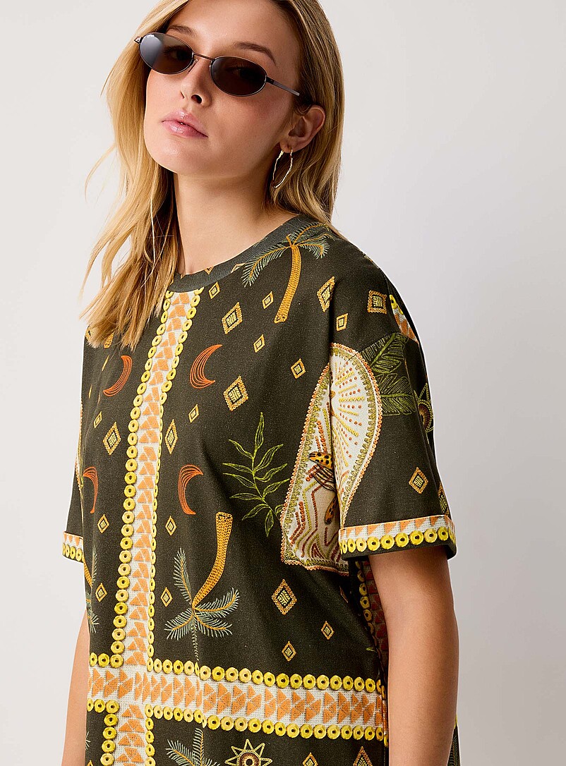 Kuwalla: La minirobe t-shirt imprim&eacute; exotique Noir pour femme