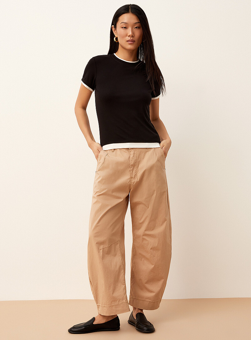 Kuwalla: Le t-shirt souple effet superpos&eacute; Blanc et noir pour femme