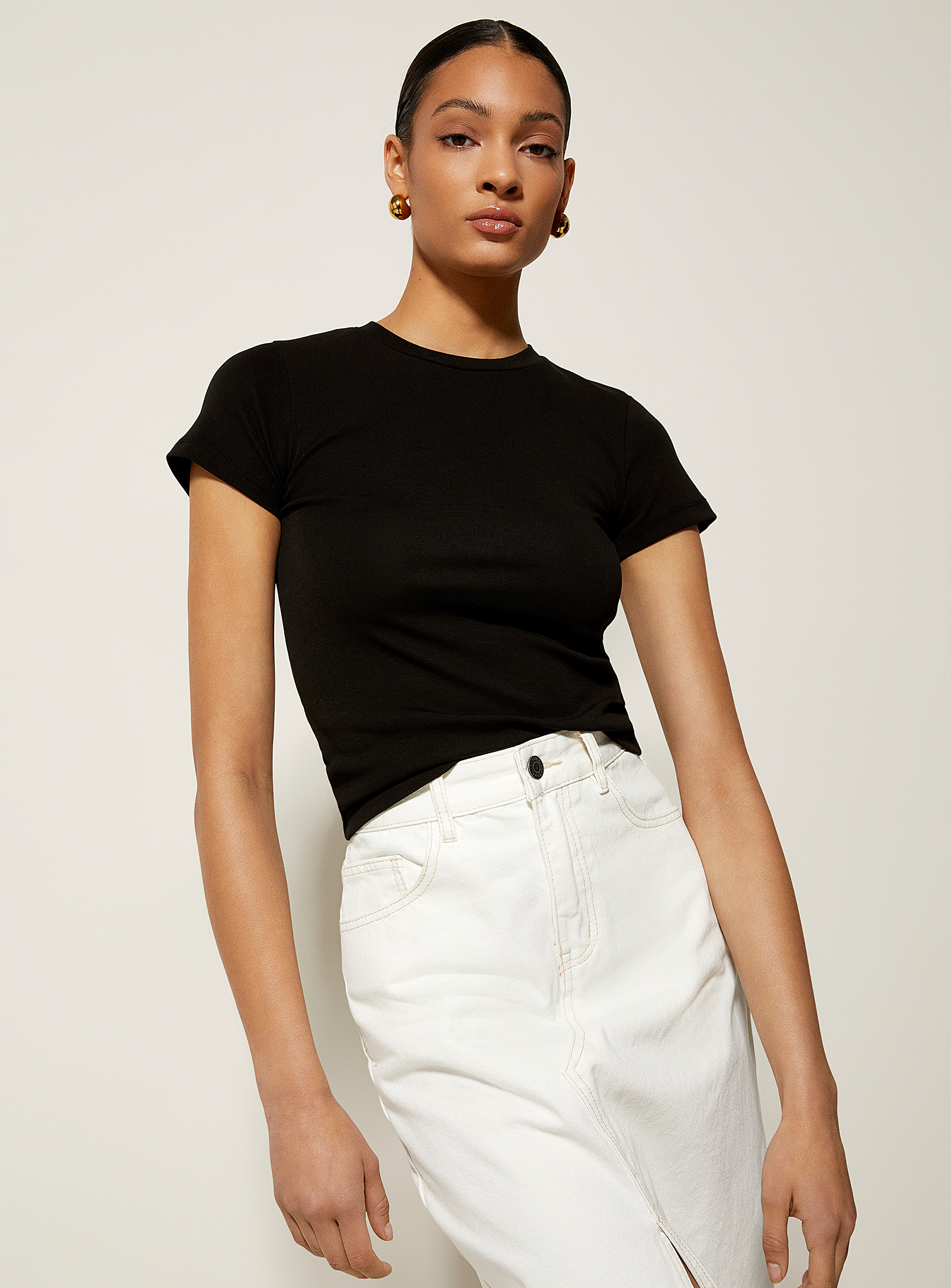 Kuwalla Plain Fitted T-shirt In Black