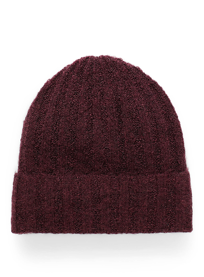 Simons Ruby Red Fine wide-ribbed tuque for women
