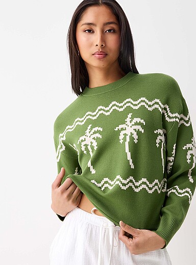 Patterned rolled hem sweater