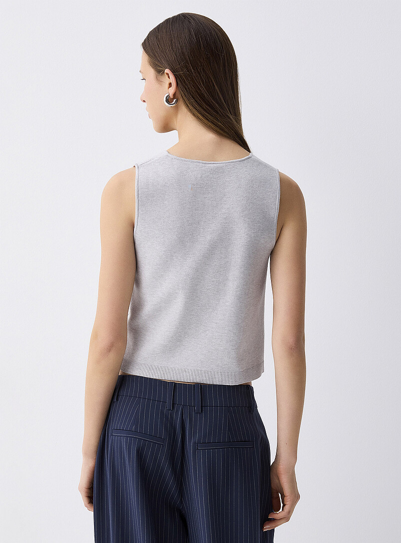 Twik: Le gilet fin tricot &agrave; boutons Rose pour femme