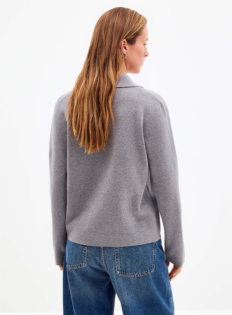 Contemporaine: Le cardigan carr&eacute; col crant&eacute; Noir pour femme