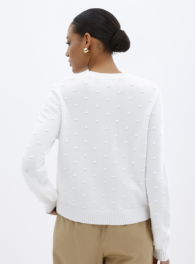 Contemporaine: Le cardigan pompons uni Blanc cass&eacute; pour femme