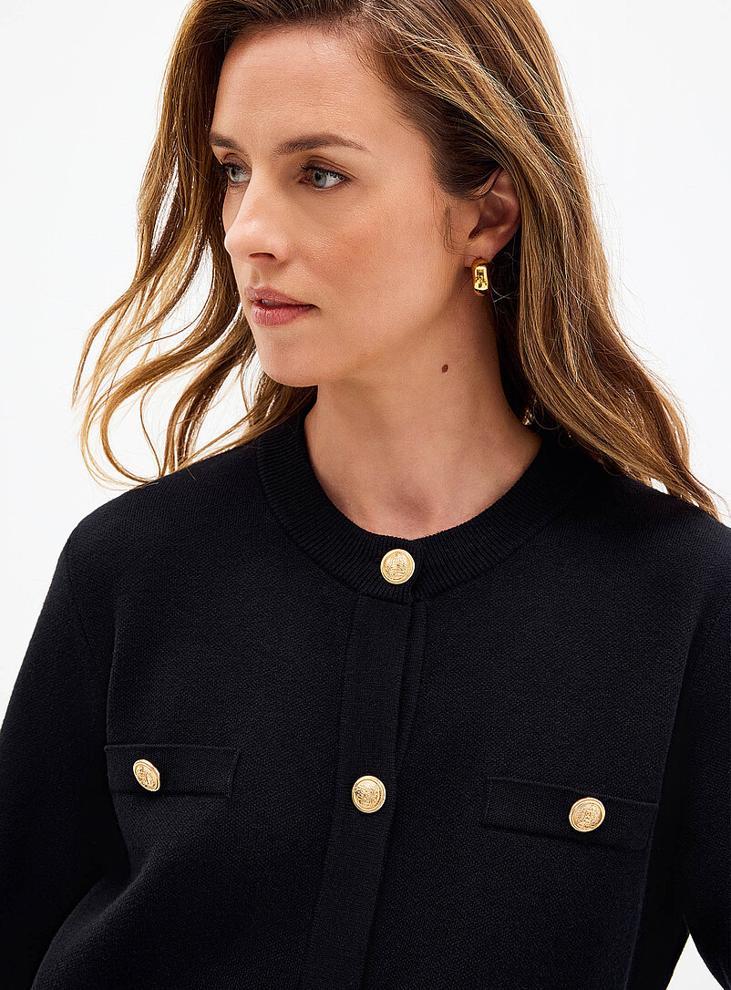 Contemporaine: Le cardigan poches plaqu&eacute;es boutons armoiries dor&eacute;s Noir pour femme