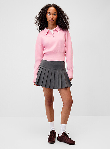 Le chandail col polo taille ajust&eacute;e
