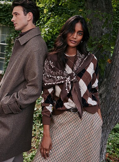 Contemporaine: Le chandail tricot argyle pure laine Brun &agrave; motifs pour femme