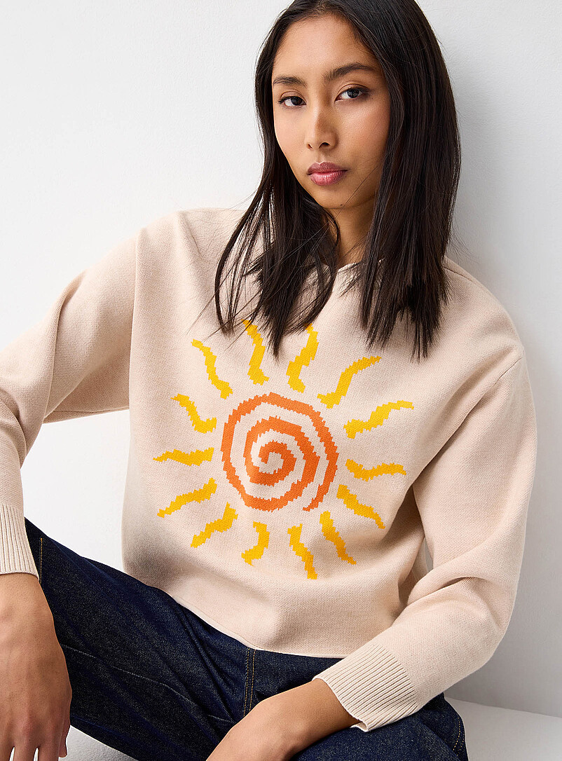 Patterned Rolled Hem Sweater