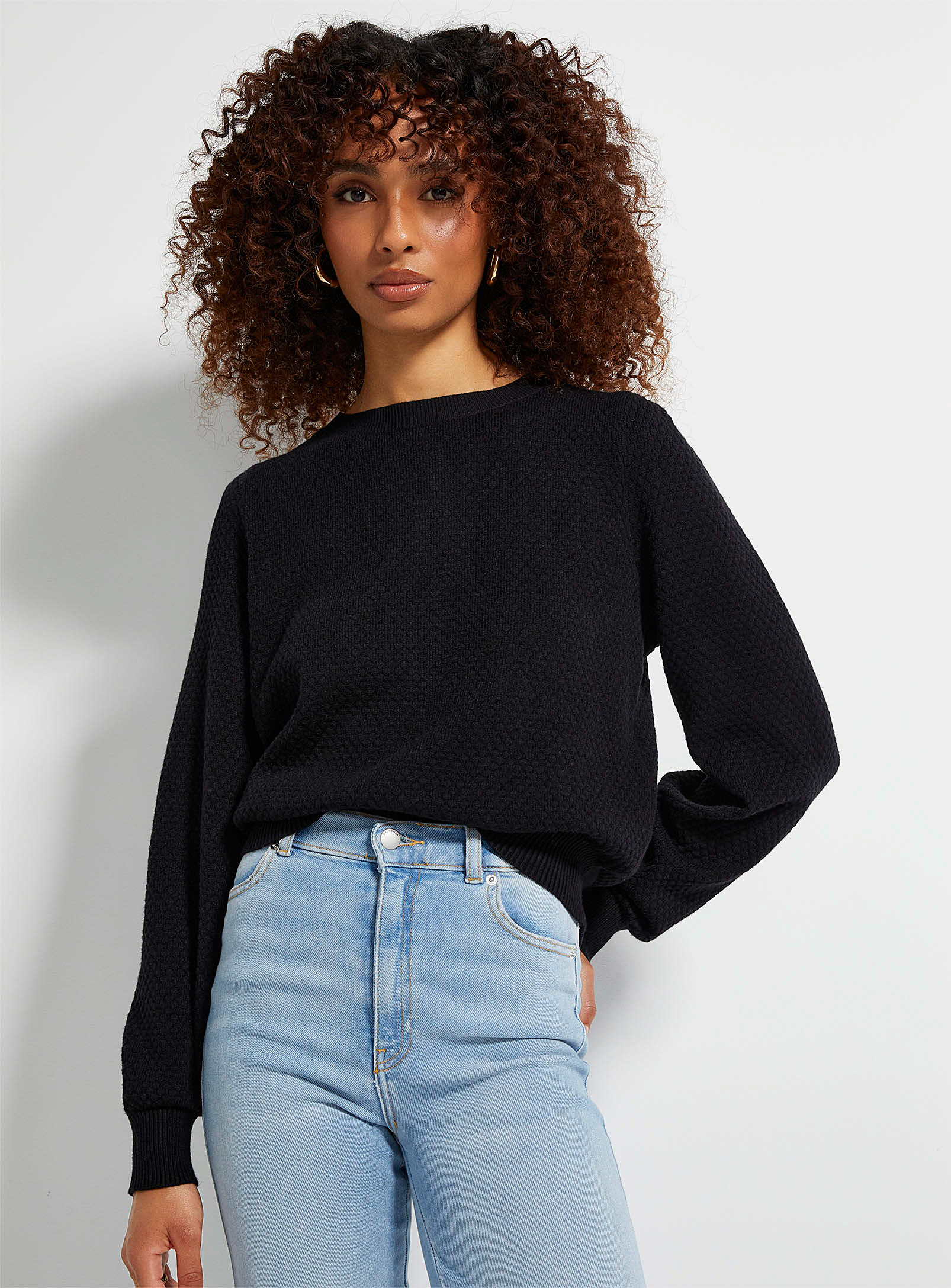 Icone Bell Sleeves Lightweight Sweater In Black