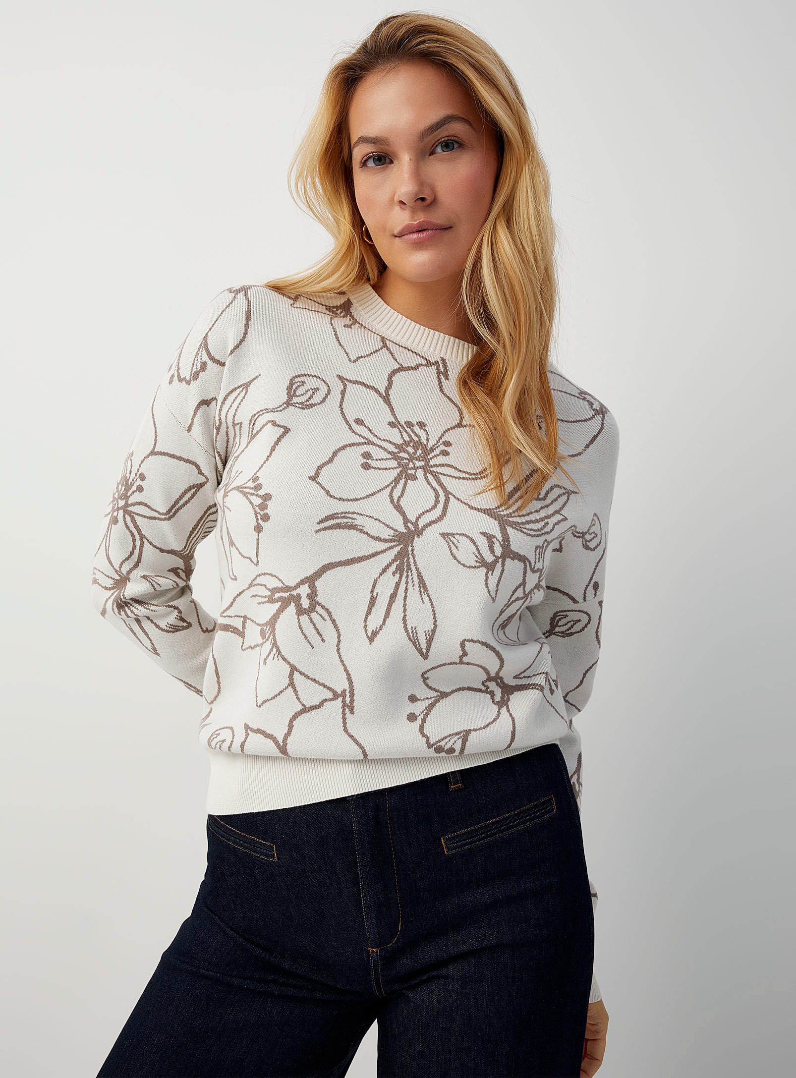 Contemporaine Floral Design Jacquard Sweater In Ivory White