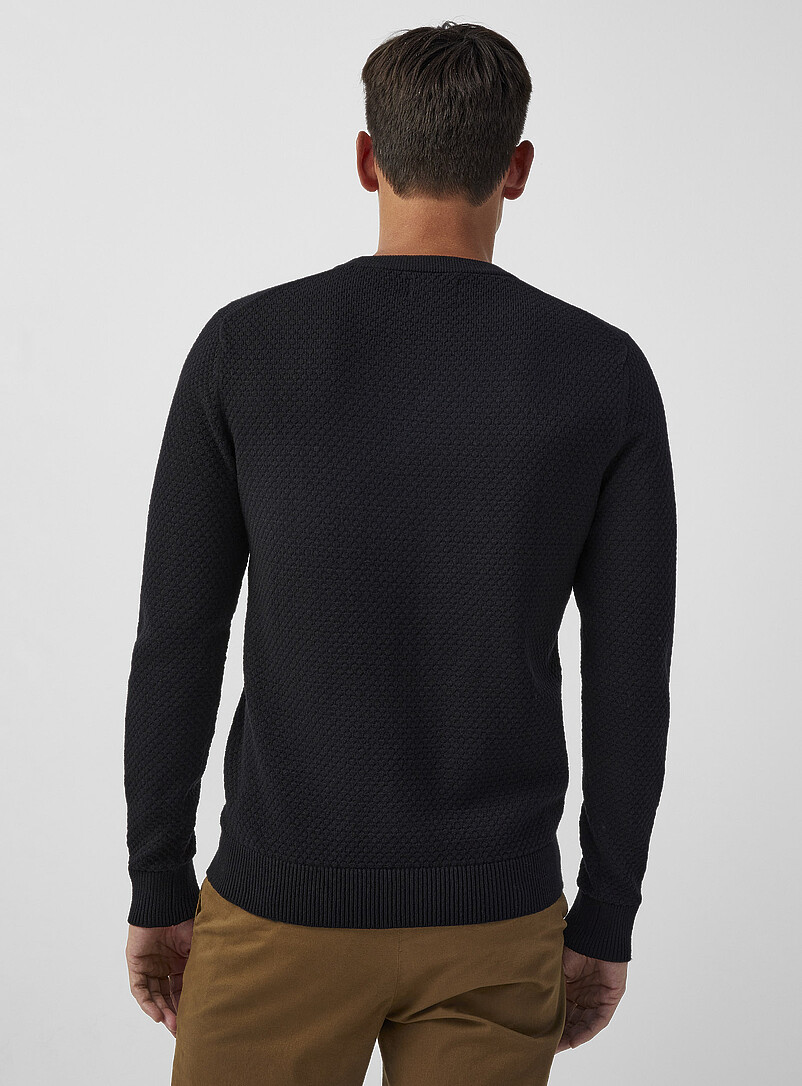 Diamond-textured sweater product image 3